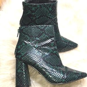 ASOS Daisy Street green snake pointed toe zip boots UK 3 US 5